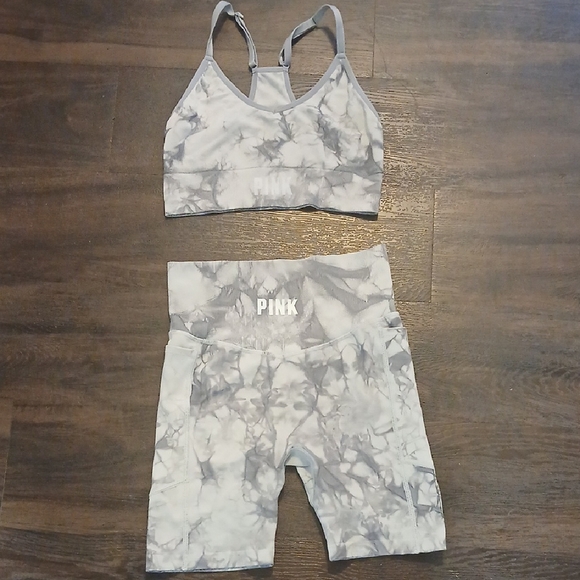PINK Victoria's Secret Gray and White Marble Workout Set - Picture 1 of 7